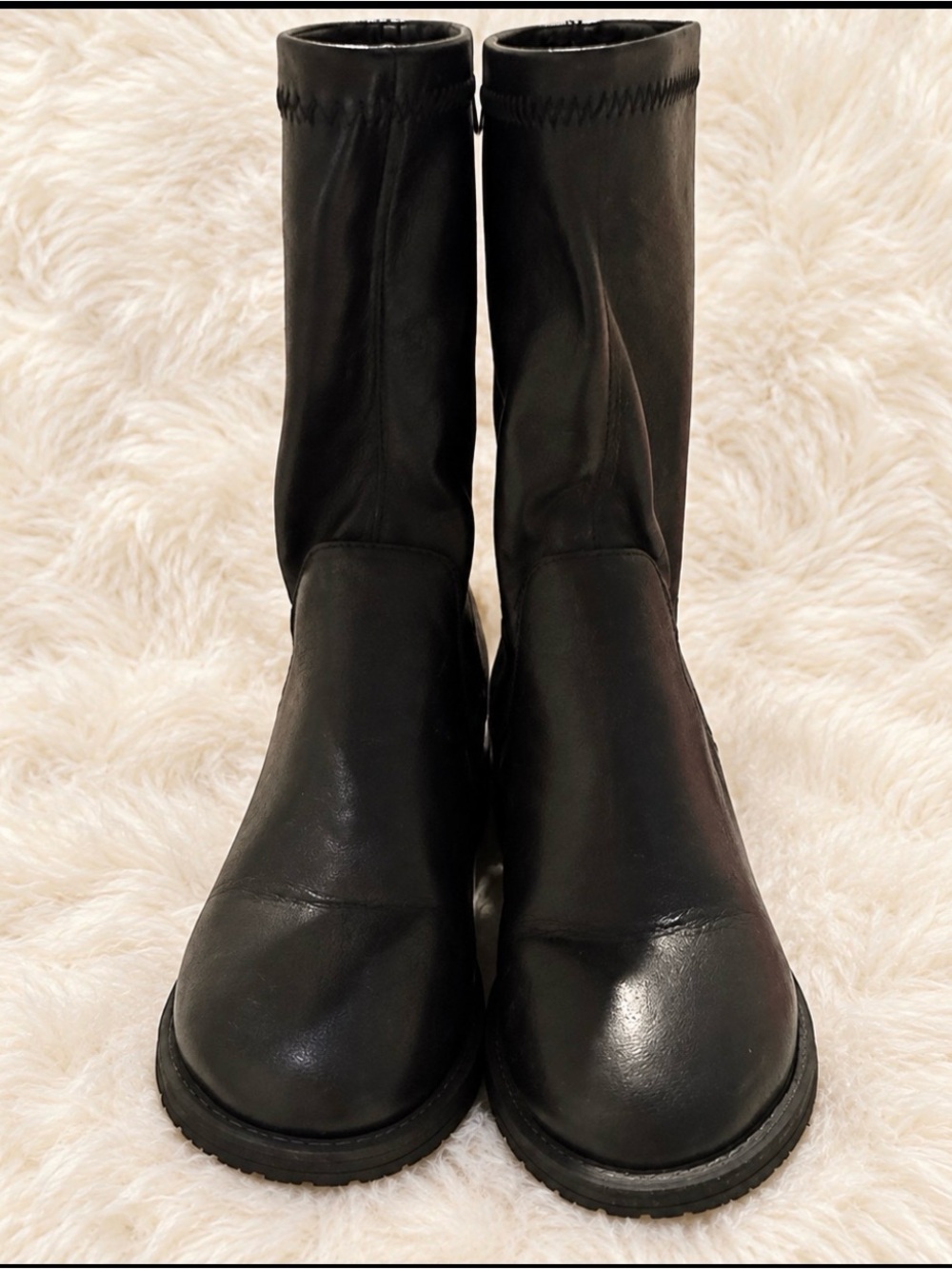Toddlers size 9  Mid-Calf Leather Boots